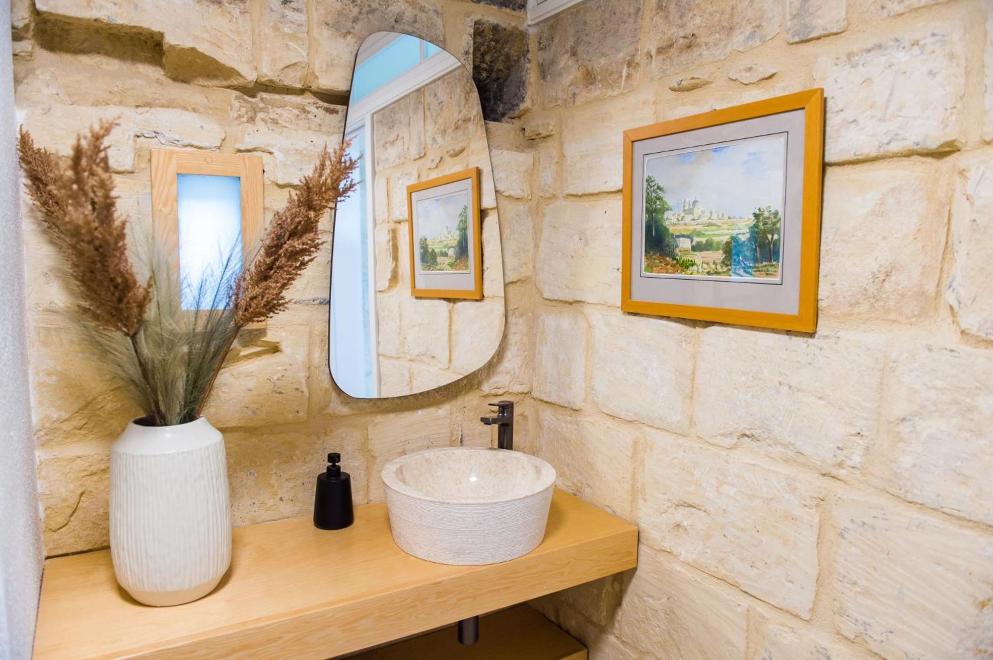 San Anton Suites Attard Extérieur photo