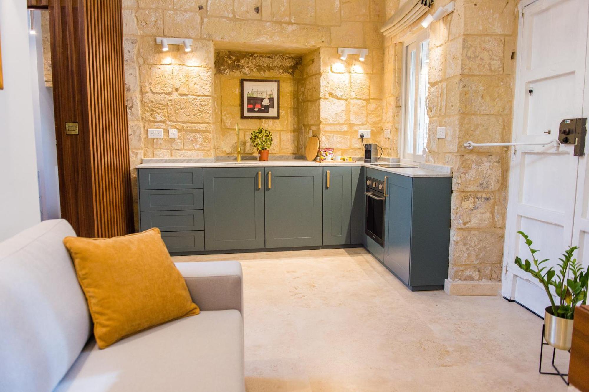 San Anton Suites Attard Extérieur photo